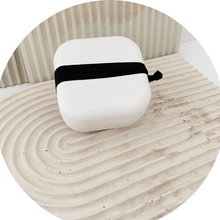 Load image into Gallery viewer, Travel Eco Soap Dish in White
